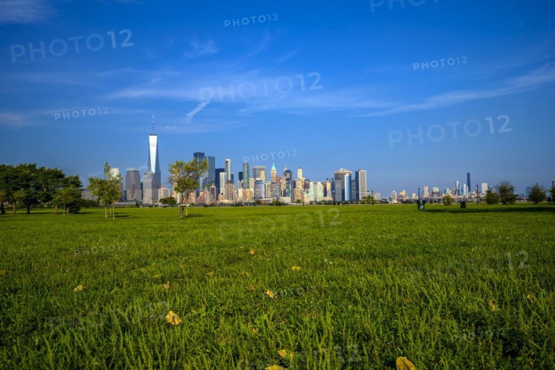 Views on New York Harbor, Manhattan and Statue of Liberty from the Liberty State Park, Jersey City, NJ, USA, USA, North America
