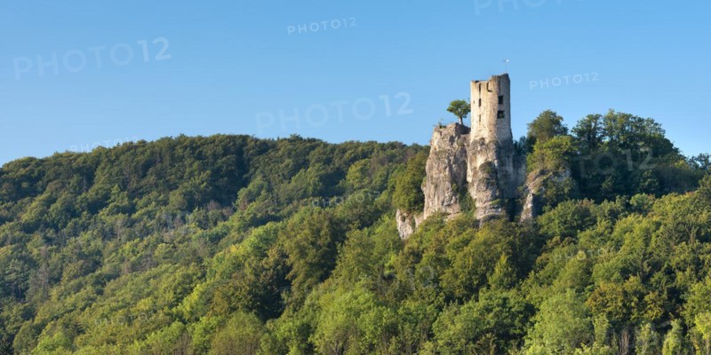 Neideck castle ruins in the Wiesenttal valley, landmark of Franconian Switzerland, Franconian Switzerland, Franconia, Bavaria, Germany, Europe