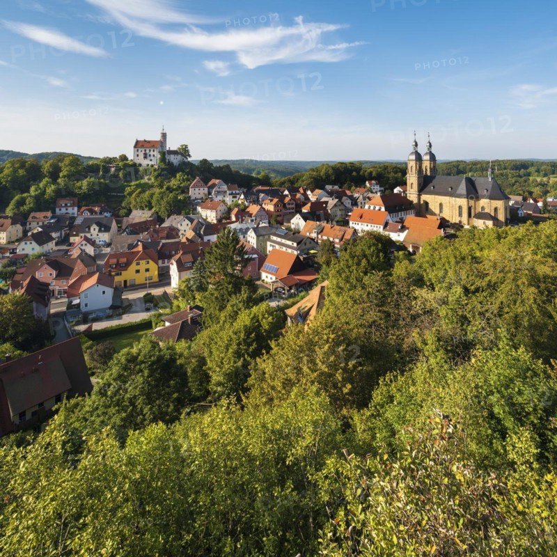 View of Goessweinstein with castle, pilgrimage church and half-timbered houses, Franconian Switzerland, Upper Franconia, Franconia, Bavaria, Germany, Europe