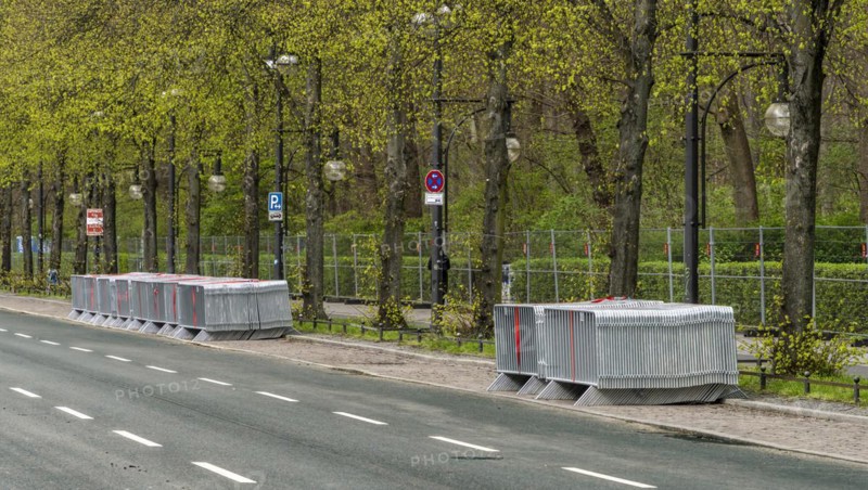 Barrier fences provided for a running event, Strasse des 17. Juni, Berlin, Germany, Europe