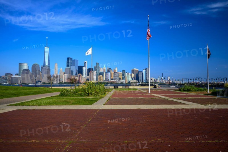 Views on New York Harbor, Manhattan and Statue of Liberty from the Liberty State Park, Jersey City, NJ, USA, USA, North America