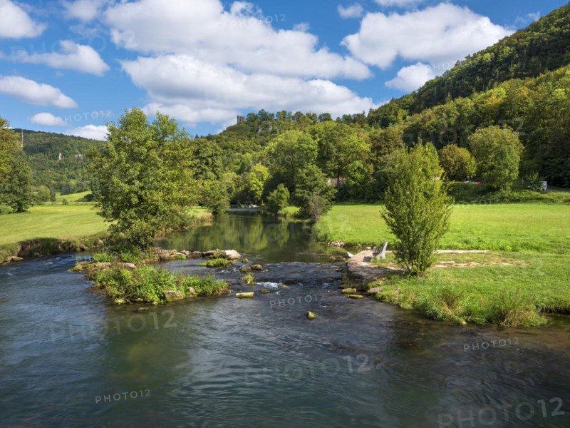 The River Wisent at Neideck Castle, near Ebermannstadt, Franconian Switzerland, Upper Franconia, Bavaria, Germany, Europe