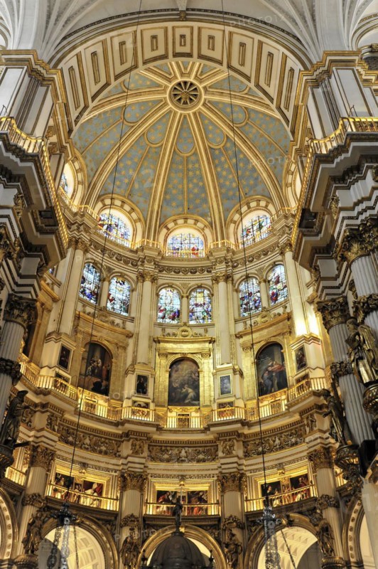 Santa Maria de la Encarnacion, Cathedral of Granada, Magnificent gold-decorated dome inside a baroque cathedral, Granada, Andalusia, Spain, Europe