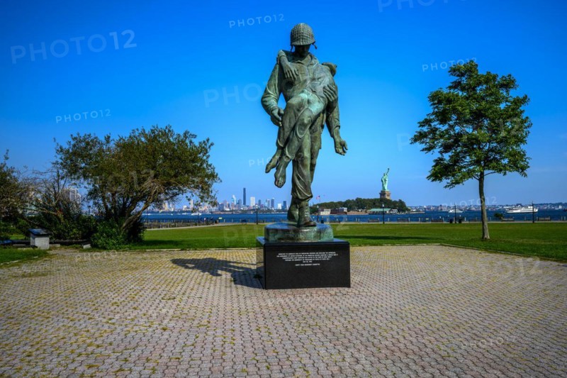 Views on New York Harbor, Manhattan and Statue of Liberty from the Liberty State Park, Jersey City, NJ, USA, USA, North America