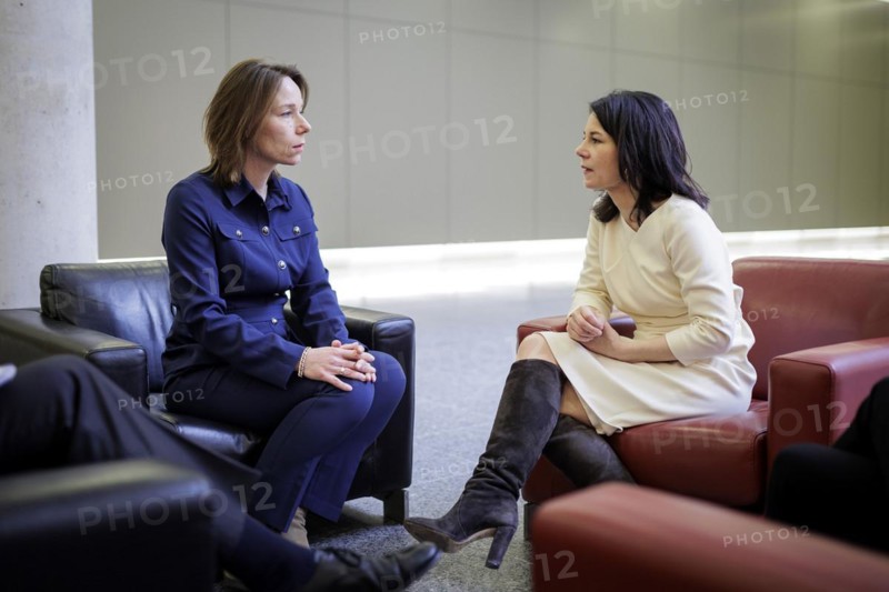 (R-L) Annalena Baerbock, Federal Foreign Minister, meets Hanke Bruins Slot, Foreign Minister of the Netherlands, for talks on the margins of the meeting of NATO foreign ministers. Brussels, 03.04.2024. Photographed on behalf of the Federal Foreign Office