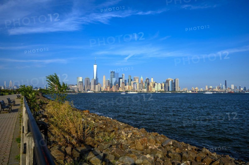 Views on New York Harbor, Manhattan and Statue of Liberty from the Liberty State Park, Jersey City, NJ, USA, USA, North America