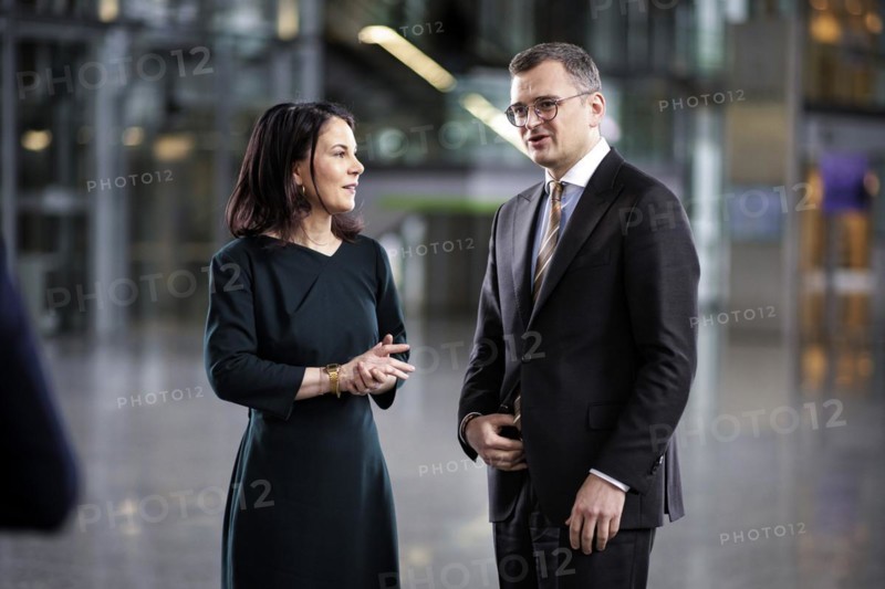 (L-R) Annalena Baerbock, Federal Foreign Minister, and Dmytro Kuleba, Foreign Minister of Ukraine, photographed on the margins of a joint meeting of the North Atlantic-Ukraine Council in the format of the Foreign Ministers of the States Parties and Ukraine. Brussels, 04.04.2024. Photographed on behalf of the Federal Foreign Office