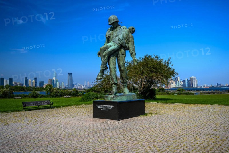 Views on New York Harbor, Manhattan and Statue of Liberty from the Liberty State Park, Jersey City, NJ, USA, USA, North America