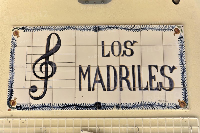 Granada, Ceramic street sign 'Los Madriles' with clef symbol, Granada, Andalusia, Spain, Europe