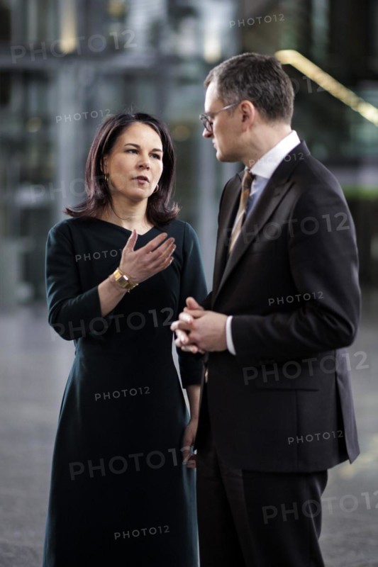 (L-R) Annalena Baerbock, Federal Foreign Minister, and Dmytro Kuleba, Foreign Minister of Ukraine, photographed on the margins of a joint meeting of the North Atlantic-Ukraine Council in the format of the Foreign Ministers of the States Parties and Ukraine. Brussels, 04.04.2024. Photographed on behalf of the Federal Foreign Office