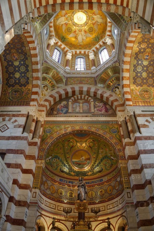 Interior view, Marseille Cathedral or Cathedrale Sainte-Marie-Majeure de Marseille, 1852-1896, Marseille, View into the interior of the church with a colourful ceiling, frescoes and columns, Marseille, Departement Bouches-du-Rhone, Region Provence-Alpes-Cote d'Azur, France, Europe