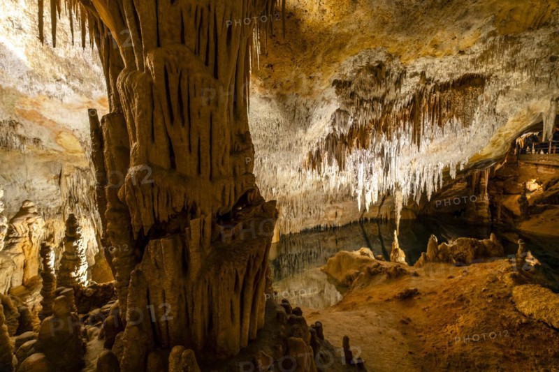 Amazing photos of Drach Caves in Mallorca, Spain, Europe