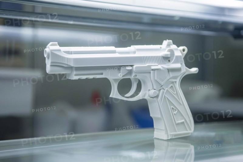 White gun printed in 3D printer. KI generiert, generiert, AI generated