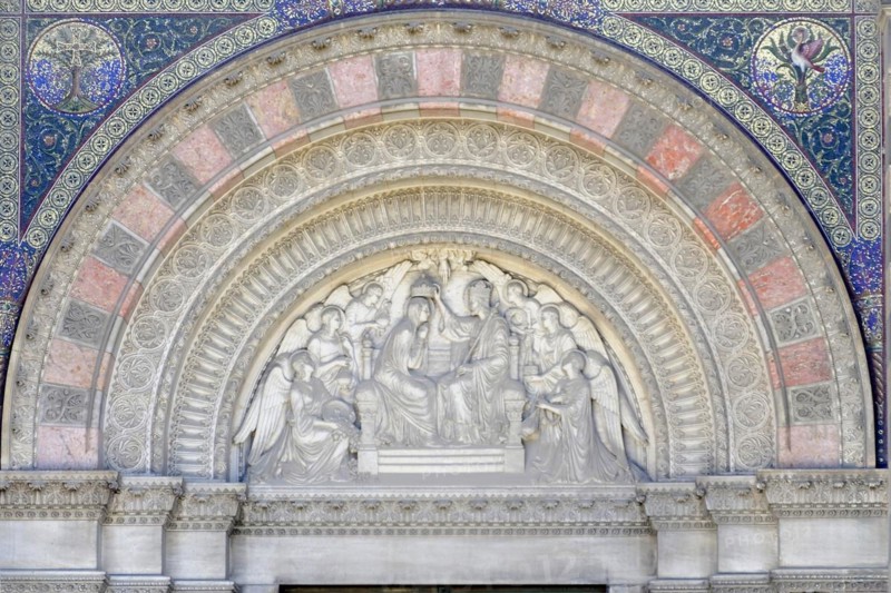 Marseille Cathedral or Cathedrale Sainte-Marie-Majeure de Marseille, 1852-1896, Marseille, Detailed view of the ornately decorated portal of a basilica with relief and mosaic, Marseille, Departement Bouches-du-Rhone, Region Provence-Alpes-Cote d'Azur, France, Europe