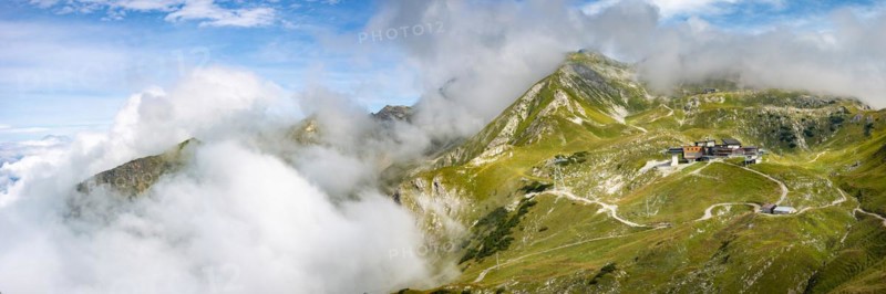 Hoefatsblick station on the Nebelhorn behind the Nebelhorn, 2224m, Allgaeu Alps, Allgaeu, Bavaria, Germany, Europe