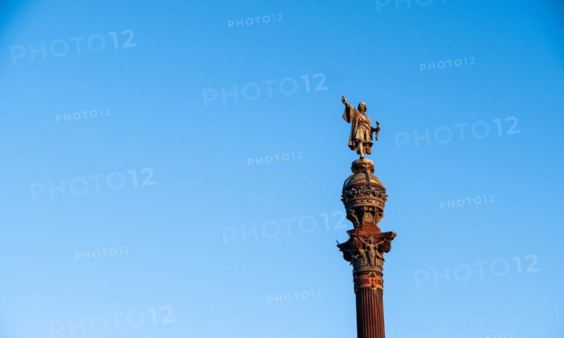 Columbus Column at the end of the Ramblas, Christopher Columbus points towards the New World, Barcelona, Spain, Europe