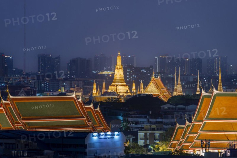 Panorama from Golden Mount to the illuminated Wat Ratchabophit, Wat Rachapradit, Wat Pho and Wat Arun, Bangkok, Thailand, Asia