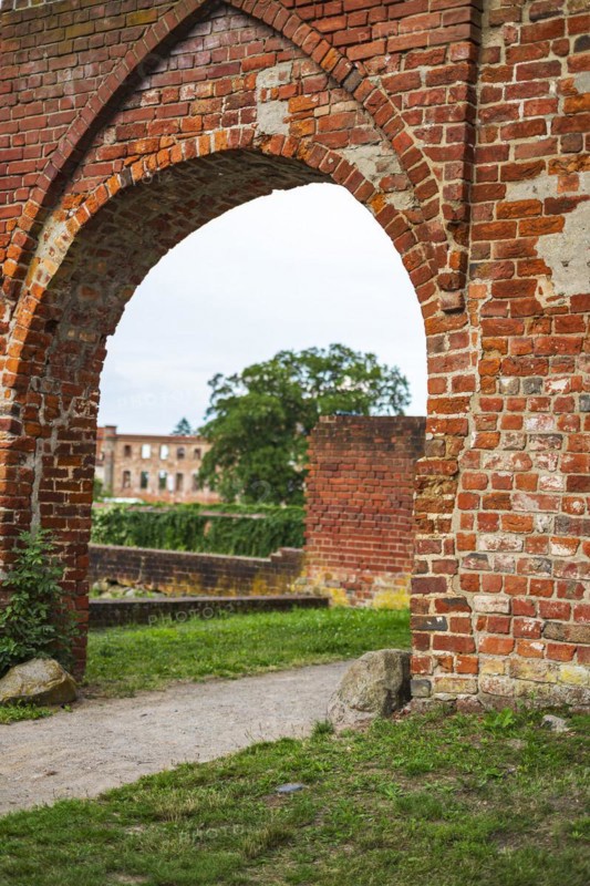 Medieval gate ruins, entrance to the castle and monastery park in Dargun, Mecklenburg Lake District, Mecklenburg-Western Pomerania, Germany, Europe
