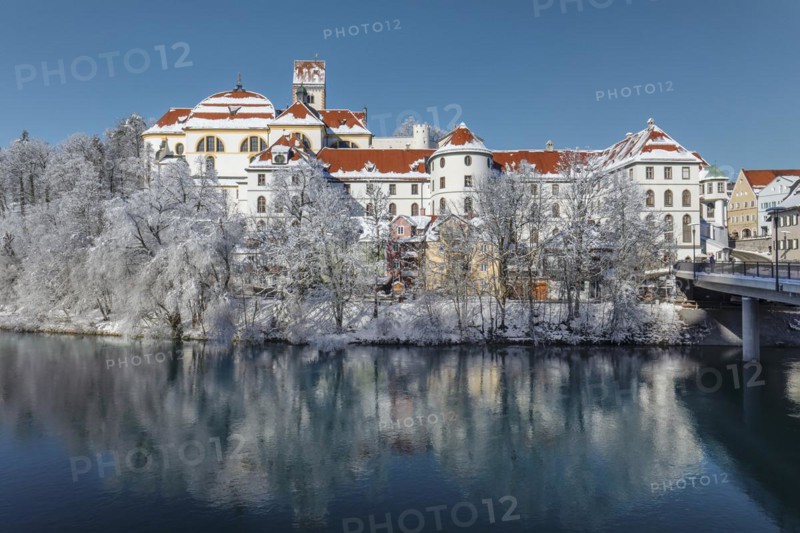 St. Mang Monastery and High Castle, Fuessen, Ostallgaeu, Swabia, Bavaria, Germany, Fuessen, Ostallgaeu, Bavaria, Germany, Europe