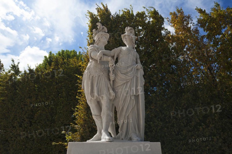 Baroque sculptures: Mars and Minerva, Schoenbrunn Palace Park, Schoenbrunn, Vienna, Austria, Europe