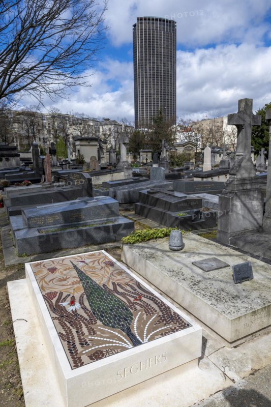Tour Montparnasse, graves Montparnasse cemetery, Paris, France, Europe