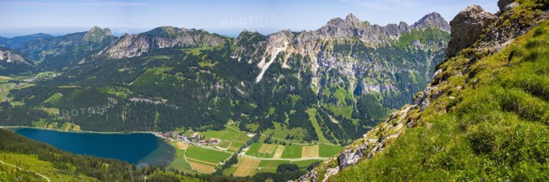Mountain panorama from the Krinnenspitze, 2000m, to Haldensee, Aggenstein, 1986m, Friedberger Klettersteig, Rote Flueh, 2108m, Gimpel, 2173m and Koellenspitze, 2238m, Tannheimer Berge, Allgaeu Alps, Tyrol, Austria, Europe
