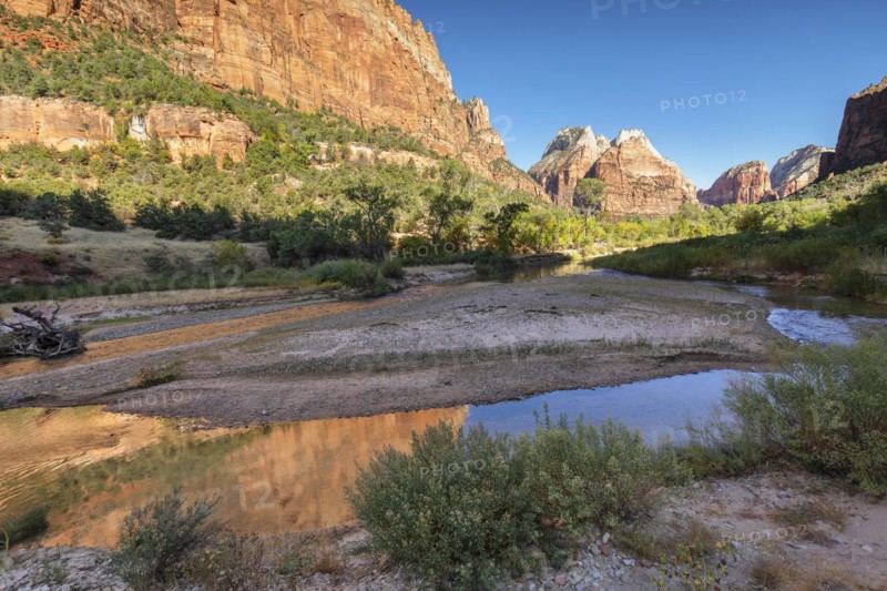 Virgin River and Court of Patriarchs, Zion National Park, Utah, USA, Zion National Park, Utah, USA, North America