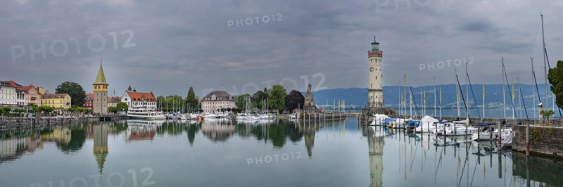 Harbour with man tower, lighthouse and Bavarian lion, Lindau, Lake Constance, Bavaria, Germany, Europe
