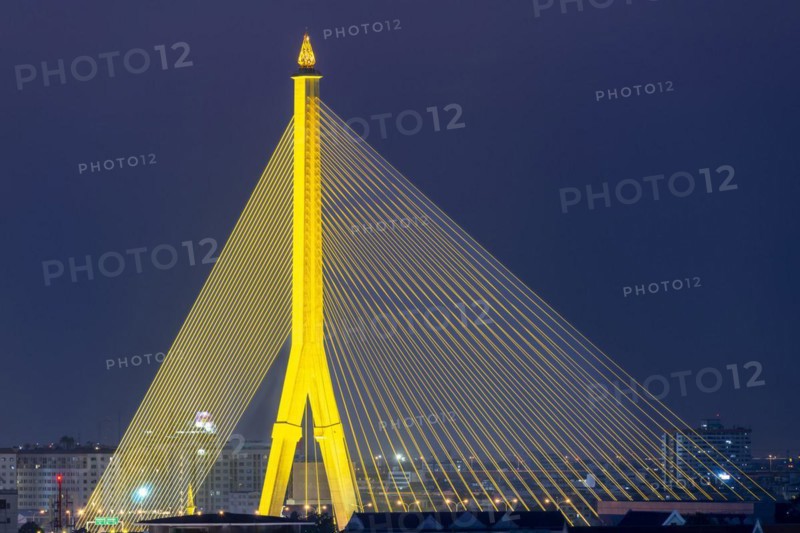 The illuminated Rama VIII Bridge over the Mae Nam Chao Praya, Bangkok, Thailand, Asia