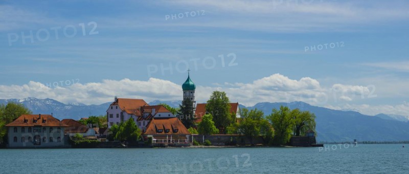 Baroque Church of St George and Castle, moated castle, Lake Constance, Bavaria, Germany, Europe