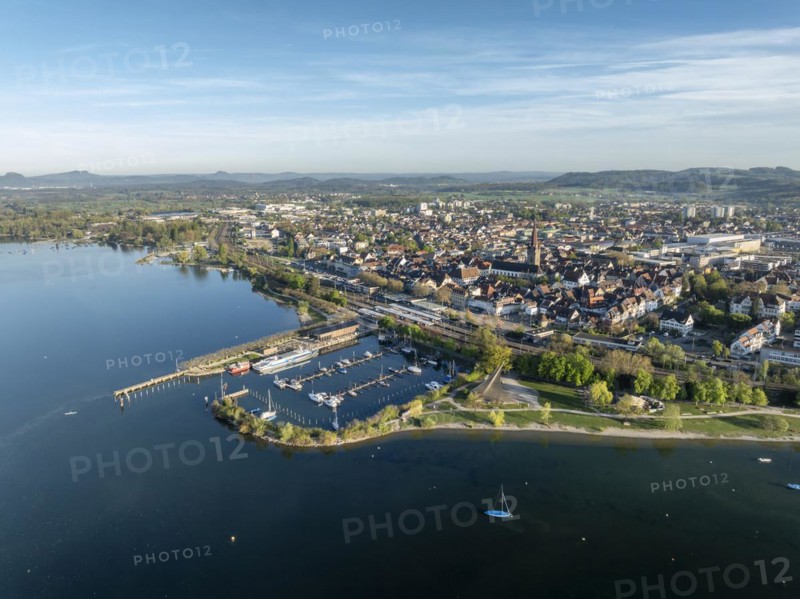Aerial view of the town of Radolfzell on Lake Constance with the Waeschbruckhafen, harbour pier and concert sail, on the horizon the Hegauberge, district of Constance, Baden-Wuerttemberg, Germany, Europe