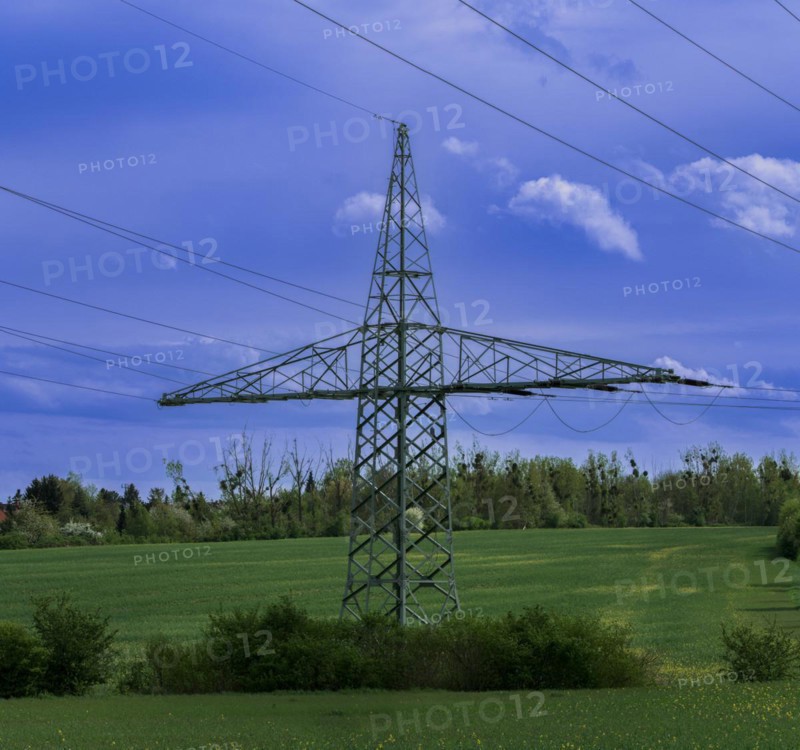 Electricity pylon with high-voltage lines near the Avacon substation Helmstedt, Helmstedt, Lower Saxony, Germany, Europe
