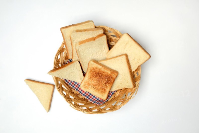 Slices of toast in baskets, toast