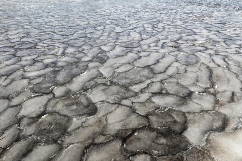 Winter, ice pattern formation, Chateauguay River, Province of Quebec, Canada, North America