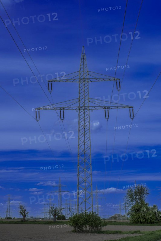 Power pylons with high-voltage lines at the Avacon substation in Helmstedt, Helmstedt, Lower Saxony, Germany, Europe