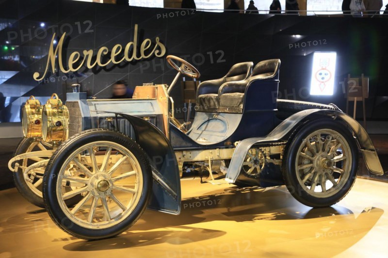 Mercedes-Simplex 40 hp, oldest surviving Mercedes from 1902, Mercedes-Benz Museum, Stuttgart, Baden-Wuerttemberg, Germany, Europe