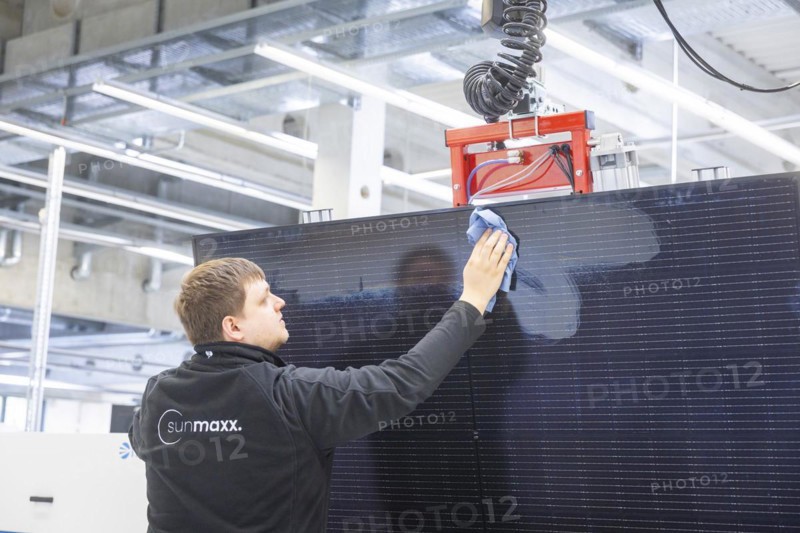 Sunmaxx PVT is a new innovative developer of photovoltaic thermal solar modules. The Fraunhofer ISE has confirmed an overall efficiency of 80% for the PX-1 premium module. The innovation is the combination of photovoltaics and solar thermal energy in one element, Ottendorf-Okrilla, Saxony, Germany, Europe
