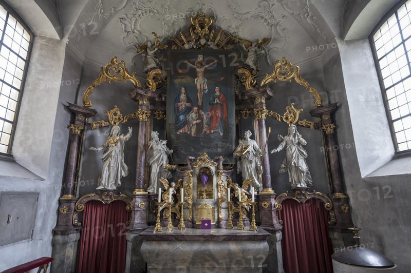 Historic Lenten cloth in front of the main altar, made in 1726, Ochsenfurt-Hohestadt, Lower Franconia, Bavaria, Germany, Europe
