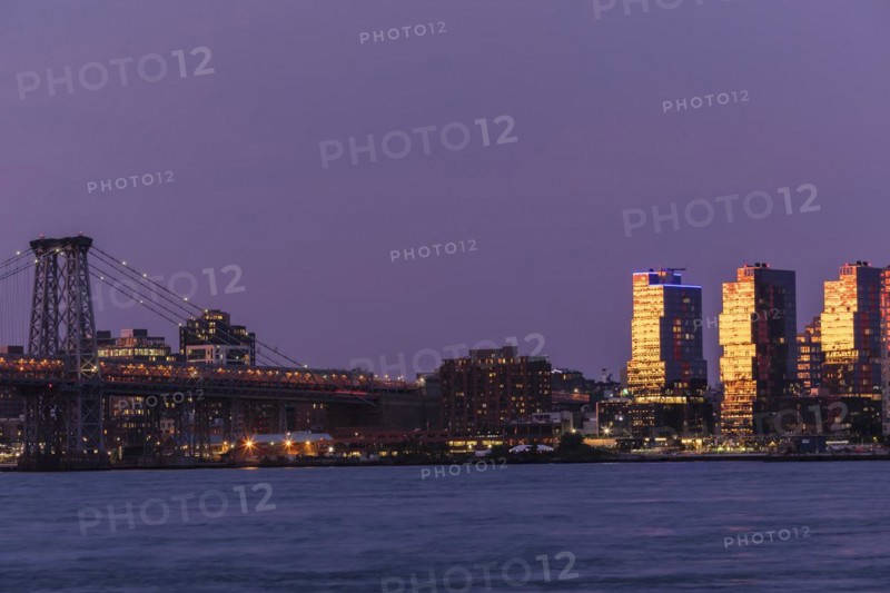 View over the East River to Williamsburg and Williamsburg Bridge, New York City, New York, USA, New York City, New York, USA, North America