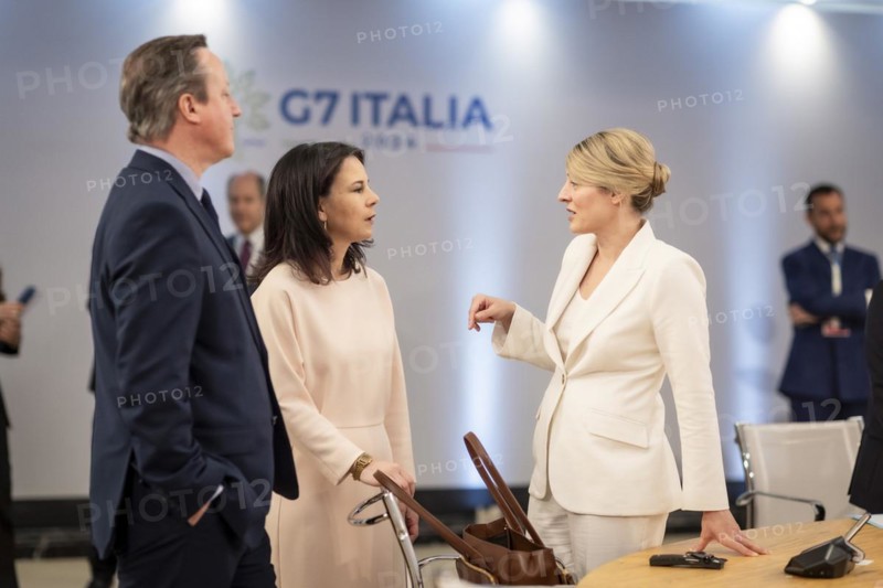David Cameron, Foreign Secretary of the United Kingdom, Annalena Baerbock (Alliance 90/The Greens), Federal Foreign Minister, and Melanie Joly, Foreign Minister of Canada, photographed during the First Working Session of the G7 Foreign Ministers' Meeting in Capri, 18 April 2024. Photographed on behalf of the Federal Foreign Office