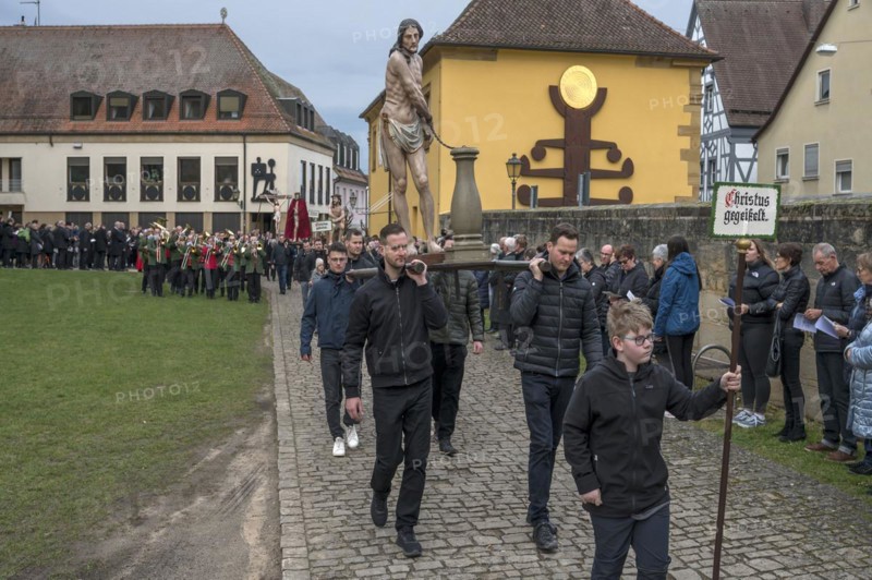 Historic Good Friday procession for 350 years with life-size wood-carved figures from the 18th century, Neunkirchen am Brand, Middle Franconia, Bavaria, Germany, Europe