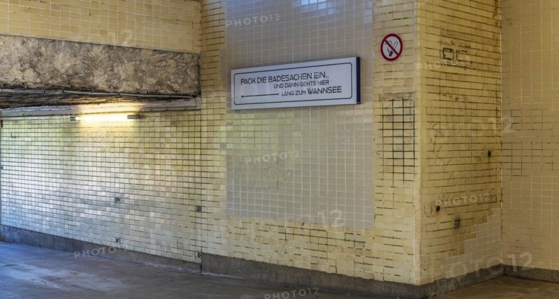 Nikolassee S-Bahn station, interior view, Berlin-Zehlendorf, Berlin, Germany, Europe
