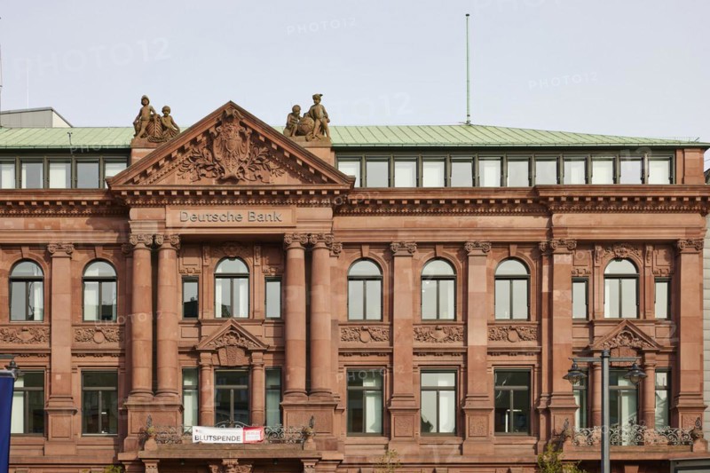 Deutsche Bank in a historic building designed by architect Wilhelm Martens on the Domshof in Bremen, Hanseatic City, State of Bremen, Germany, Europe