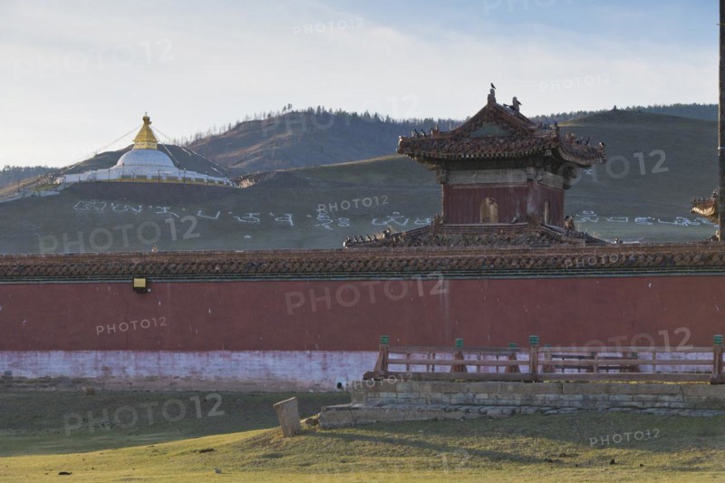 New stupa in the Buddhist monastery complex, Amarbayasgalant Monastery, Selenge Aimak, Selenge Province, Mongolia, Asia