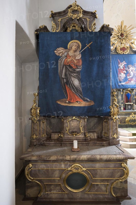 Historic Lenten cloth in front of the left side altar, created around 1890, St Laurentius Church, Schoenau an der Brend, Lower Franconia, Bavaria, Germany, Europe