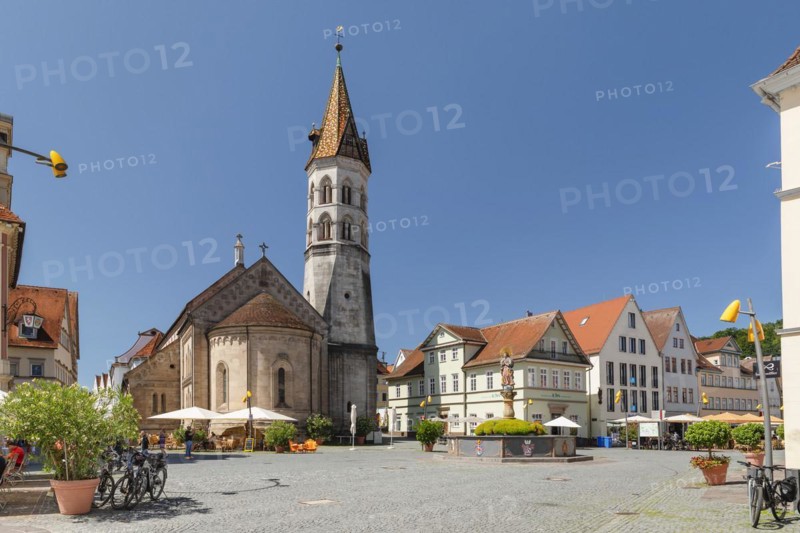 St John's Church on the market square, Schwaebisch Gmuend, Baden-Wuerttemberg, Germany, Schwaebisch Gmuend, Baden-Wuerttemberg, Germany, Europe