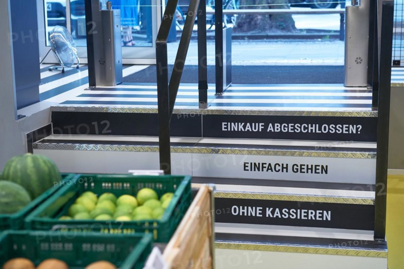 Hoody Hamburg, Eppendorfer Baum 11, 20249 Hamburg, Eppendorfer Baum 11, First autonomous self-service store in Hamburg, opening in August 2022, open 7 days a week and around the clock, billing of purchases via an app, Hamburg, Hamburg, Germany, Europe
