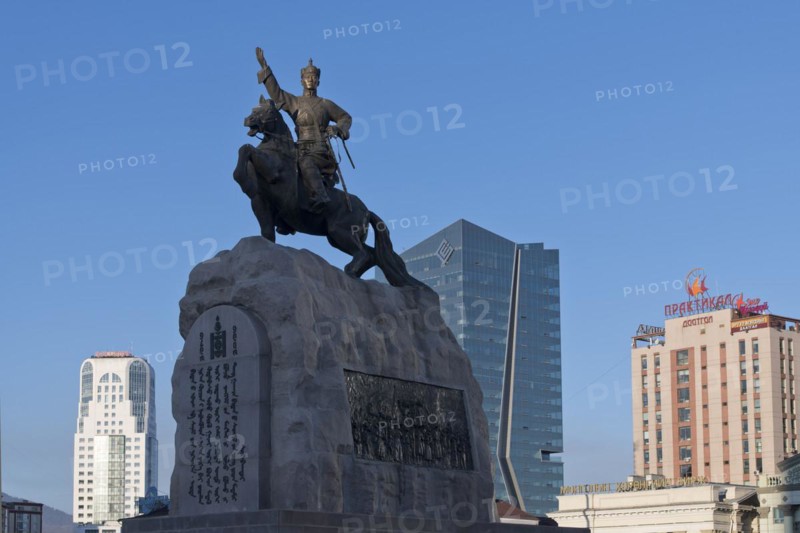 Statue of Damdin Suekhbaatar on Genghis Khan Square or Suekhbaatar Square in the capital Ulaanbaatar, Ulan Bator, Mongolia, Asia