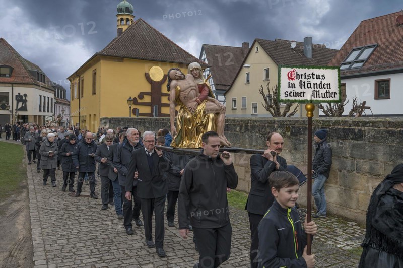 Historic Good Friday procession for 350 years with life-size wood-carved figures from the 18th century, Neunkirchen am Brand, Middle Franconia, Bavaria, Germany, Europe
