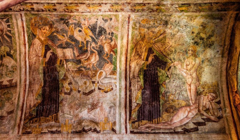 Barrel vaults with a history of creation, Gothic frescoes from 1490, a highlight of medieval wall painting, by Johannes von Kastav, Romanesque Church of the Holy Trinity, 15th century, Hrastovlje, Slovenia, Hrastovlje, Slovenia, Europe